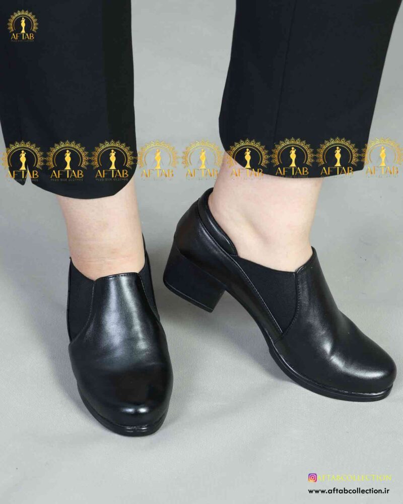 کفش اداری ساده بغل کش پابزرگ مشکی (چرم صنعتی)