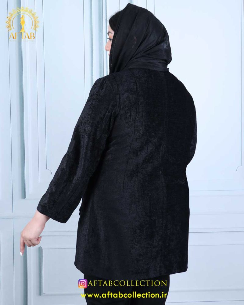 مانتو مخمل گل سنگدوزی سایزبزرگ نما پشت