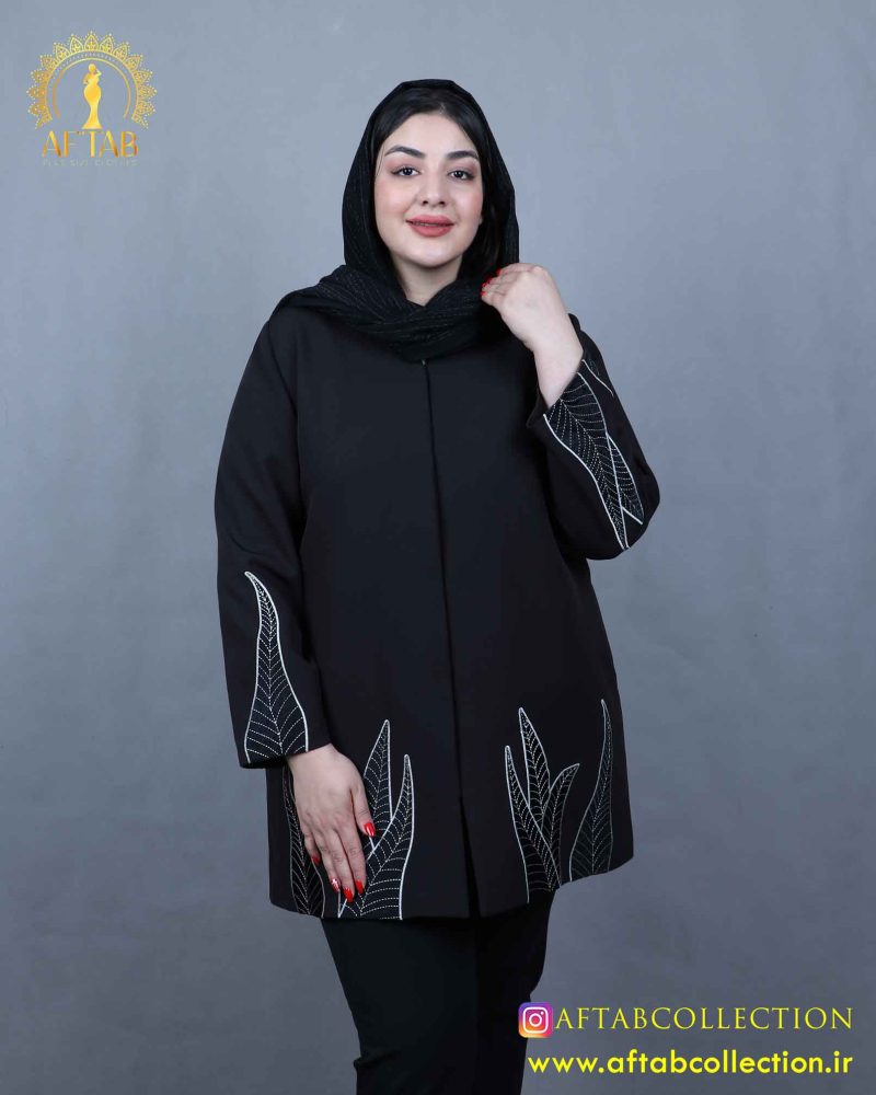 مانتو مازراتی گلدوزی مخمل سایزبزرگ نما نزدیک