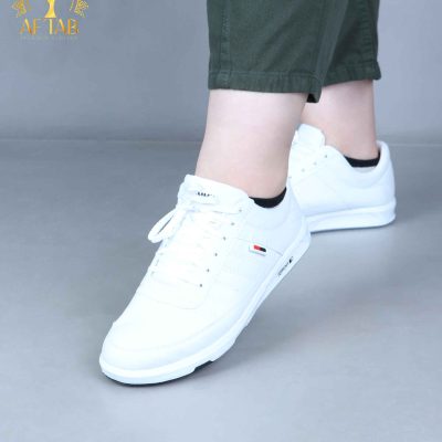 کفش اسپرت ساده پابزرگ