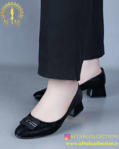کفش مجلسی ساتن نگین مربع پابزرگ