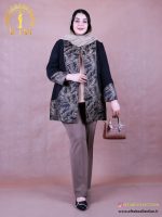 مانتو مازراتی ژاکارد سایزبزرگ