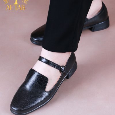 کالج عروسکی رکاب دار پابزرگ